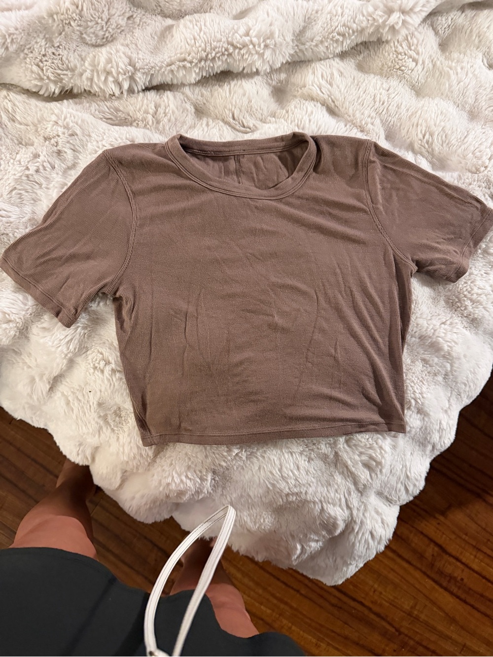 lululemon hold tight Cropped Tee in Taupetastic